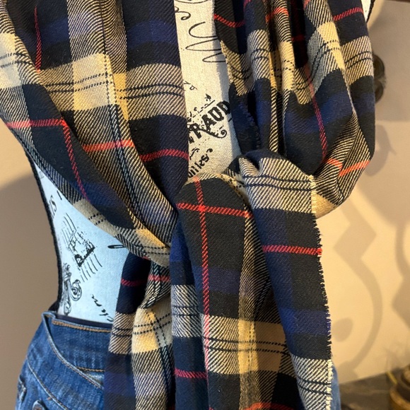 **Cashmere Feel Italy Design Scarf fringe navy multi color plaid - Picture 3 of 7